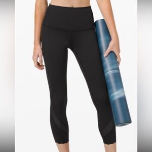 Lululemon Wunder Under Scalloped & Mesh Legging